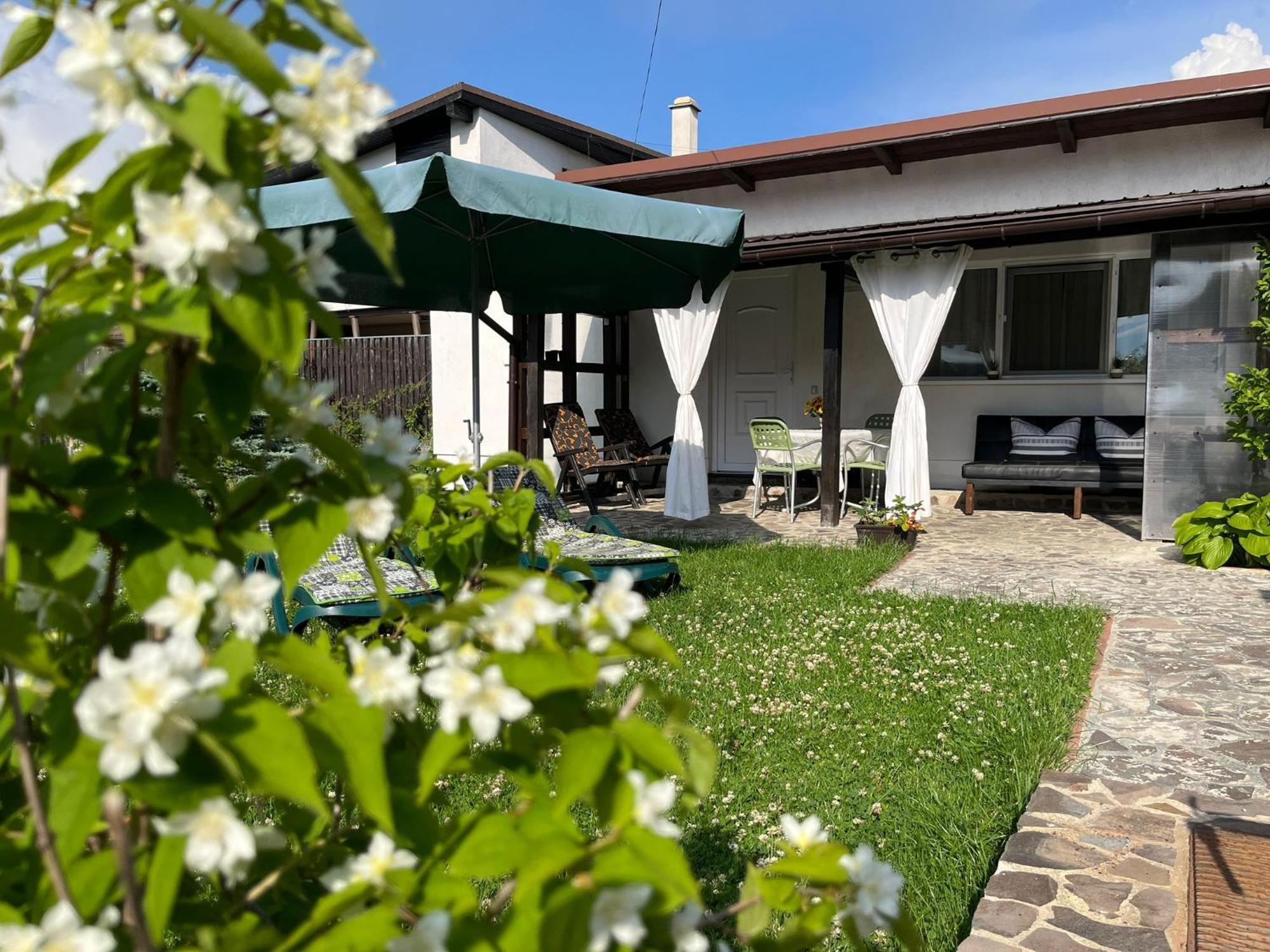 Charmante Petite Maison Transylvanie Villa Săcele Exterior foto